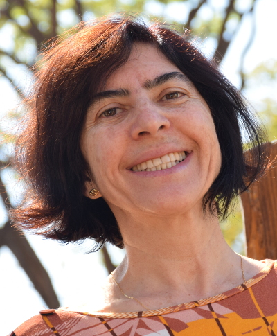 Ana Maria de Paula